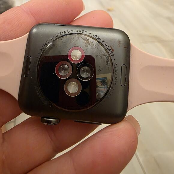 Apple Watch Series 3, 42mm Aluminum Case Ion-X glass Ceramic Back GPS LTE WR-50M - Picture 16 of 16